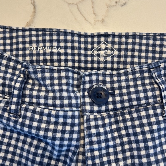 St. John’s Bay Bermuda Shorts, Size 8 - Picture 2 of 5